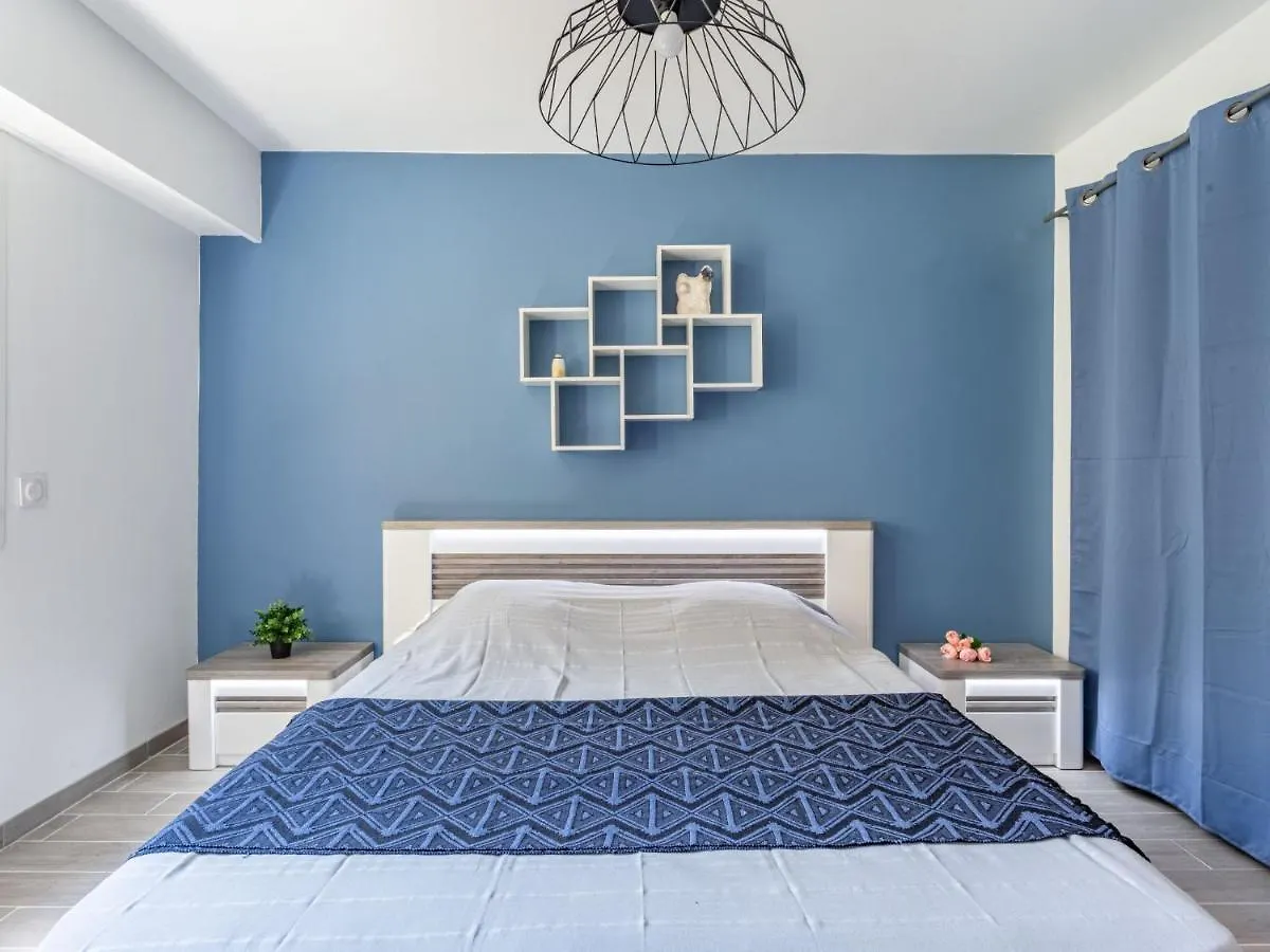 Apartment Le Phenicia By Interhome Saint-Laurent-du-Var