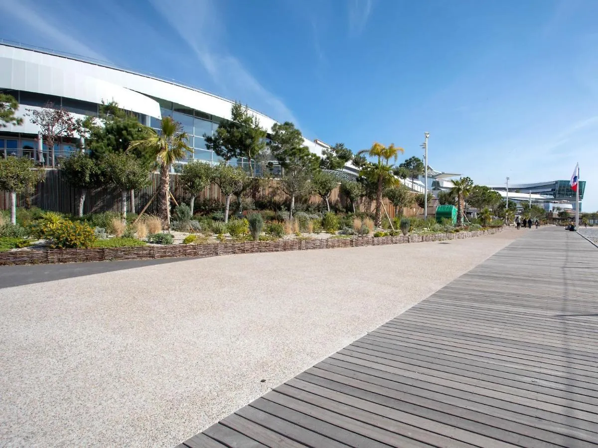 Apartment Le Phenicia By Interhome Saint-Laurent-du-Var France